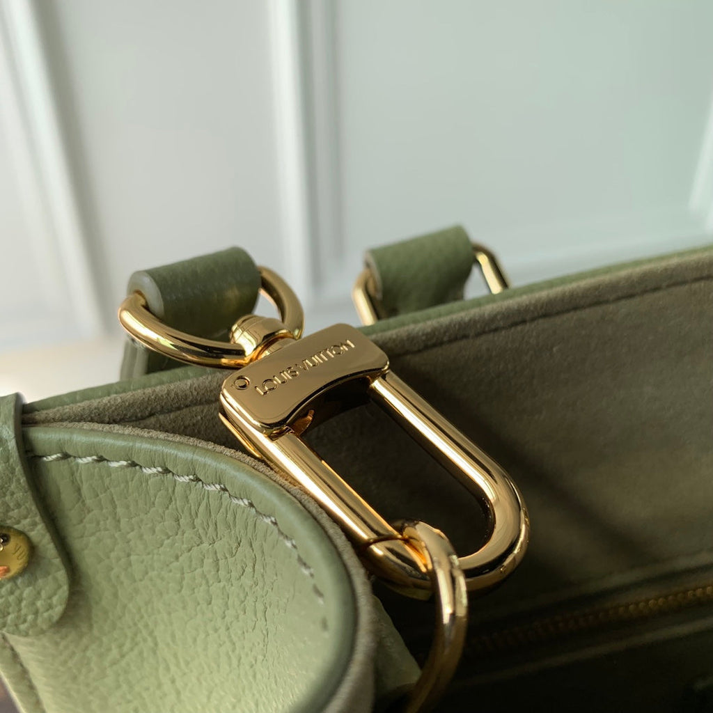 Louis Vuitton Onthego PM Bag M46647 Light Khaki Leather - Default Title - View 4