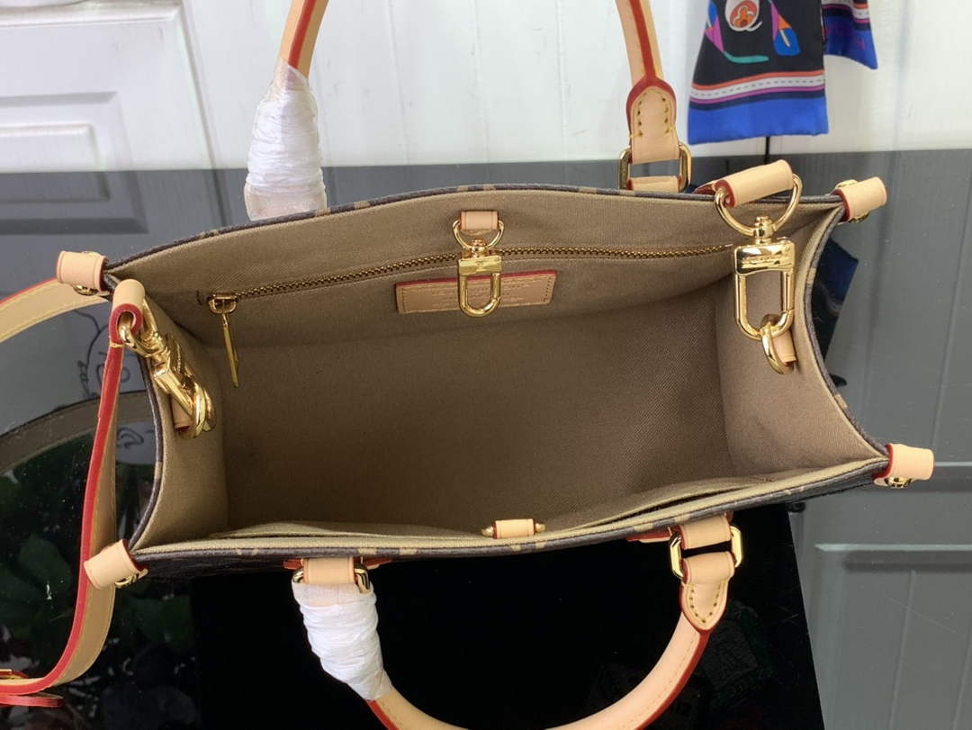 Louis Vuitton OnTheGo PM Bag P01900 Monogram canvas - Default Title - View 5