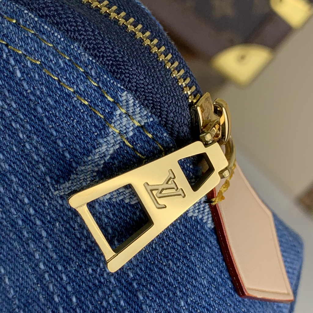 Louis Vuitton Pochette Cosmétique PM Bag M24316 Blue Denim - Default Title - View 5