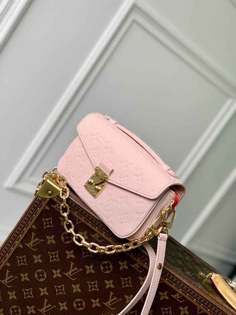 Louis Vuitton Pochette Métis East West M46595 Pink Leather