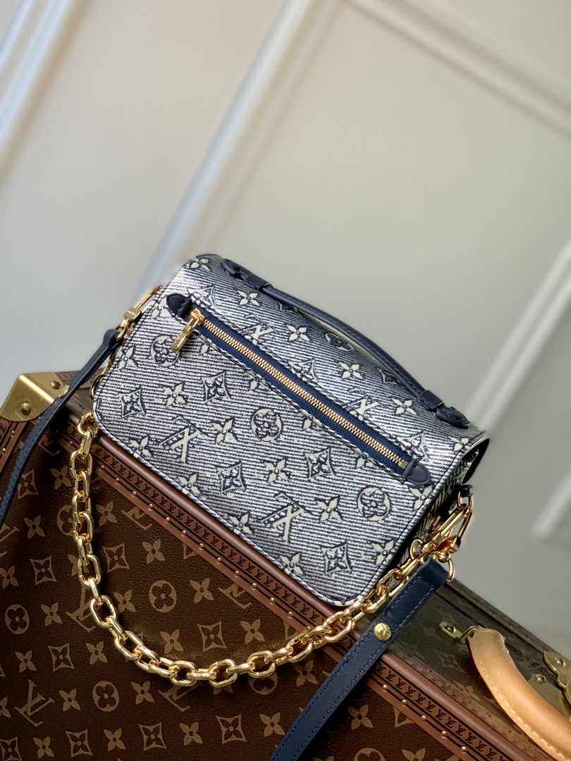 Louis Vuitton Pochette Métis East West M22834 Blue Monoglam canvas - Default Title - View 2