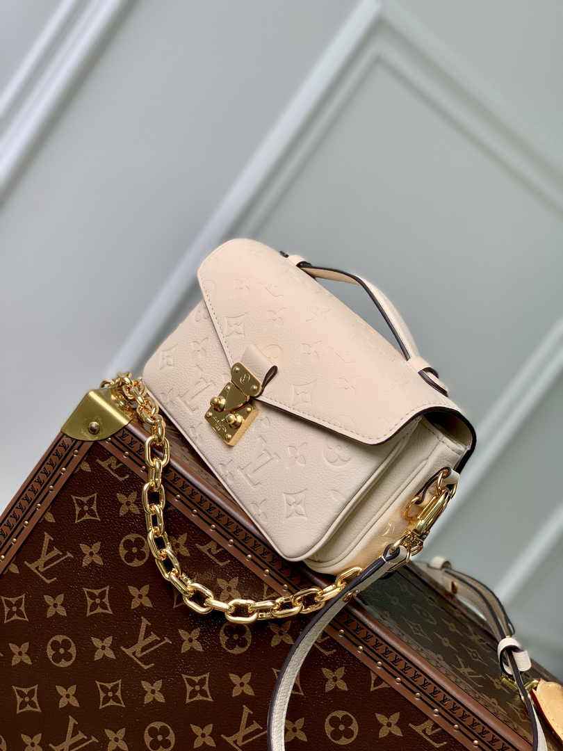 Louis Vuitton Pochette Métis East West M22942 Beige Empreinte Leather - Default Title - View 4