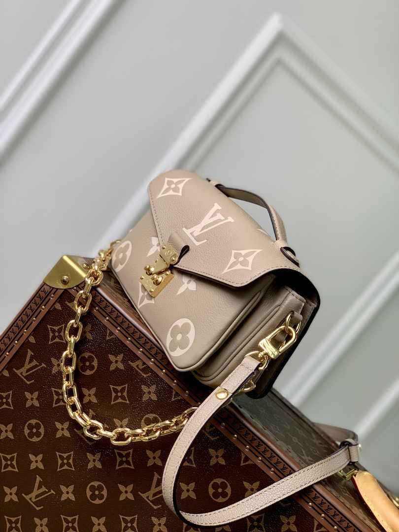Louis Vuitton Pochette Métis East West M23081 Gray Empreinte Leather - Default Title - View 4