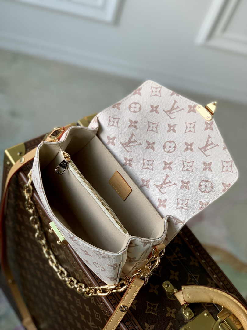 Louis Vuitton Pochette Métis East West M46914 Beige Cowhide-leather trim - Default Title - View 8