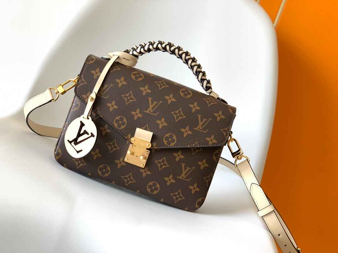 Louis Vuitton Pochette Métis M45152 White Monogram Canvas - Default Title - View 1