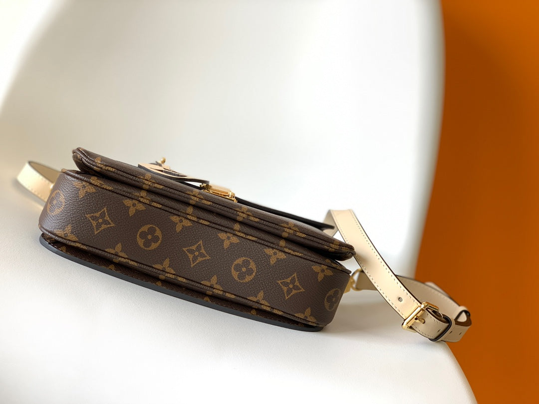 Louis Vuitton Pochette Métis M45152 White Monogram Canvas - Default Title - View 5