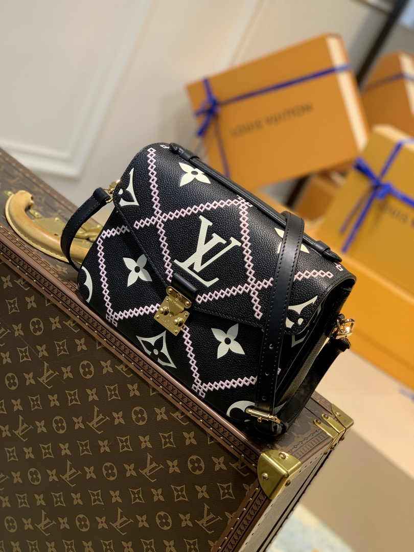Louis Vuitton Pochette Métis M46018 Black MonogramLeather - Default Title - View 1