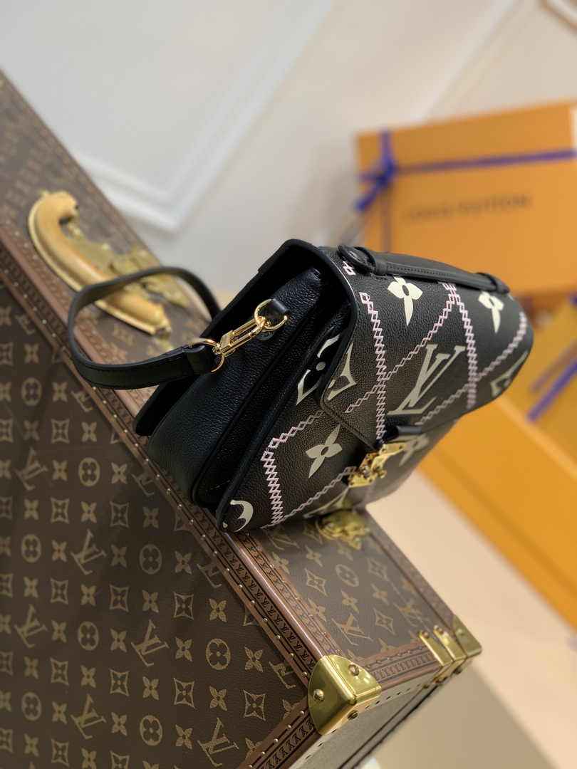 Louis Vuitton Pochette Métis M46018 Black MonogramLeather - Default Title - View 3