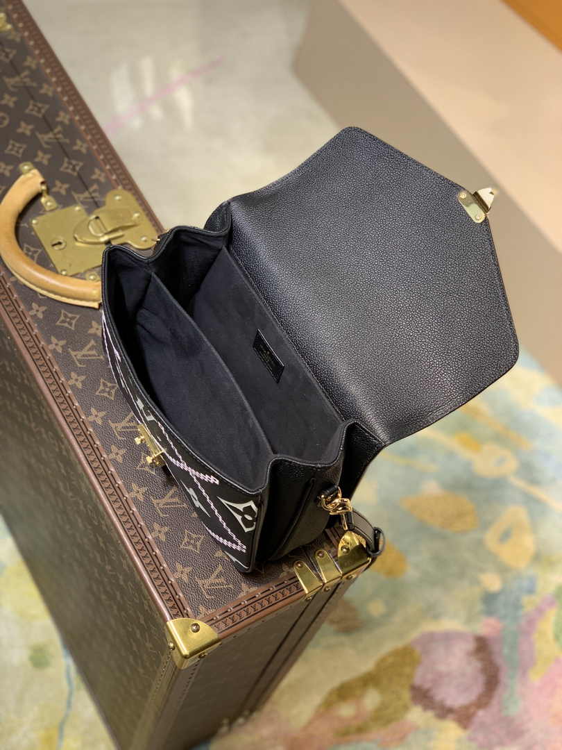 Louis Vuitton Pochette Métis M46018 Black MonogramLeather - Default Title - View 8