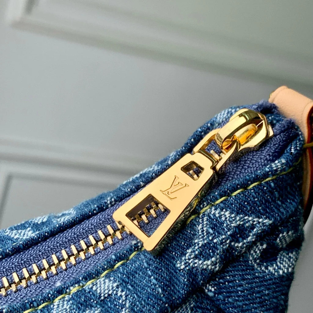 Louis Vuitton Pochette Valley, M13571 Monogram Denim