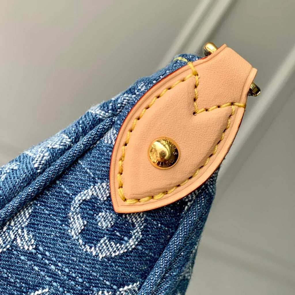 Louis Vuitton Pochette Valley, M13571 Monogram Denim