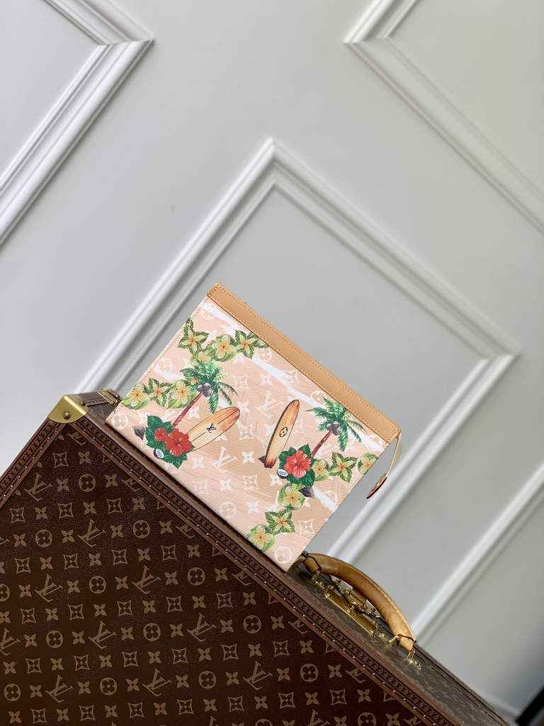 Louis Vuitton Pochette Voyage Bag M83465