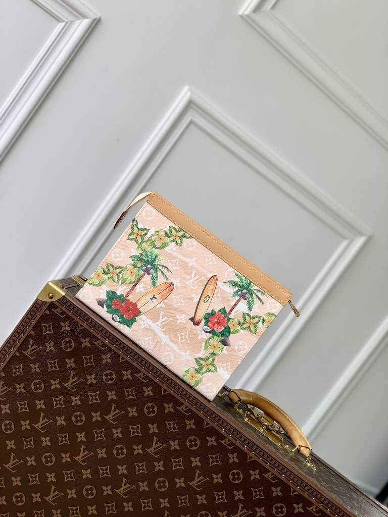 Louis Vuitton Pochette Voyage Bag M83465