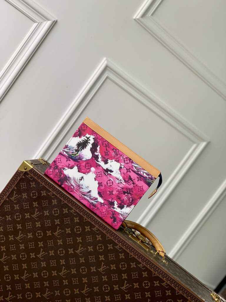 Louis Vuitton Pochette Voyage Bag M83465 Purple