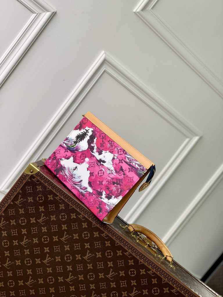 Louis Vuitton Pochette Voyage Bag M83465 Purple