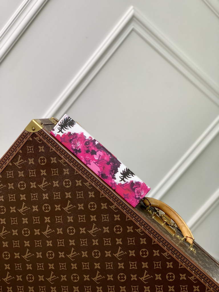 Louis Vuitton Pochette Voyage Bag M83465 Purple