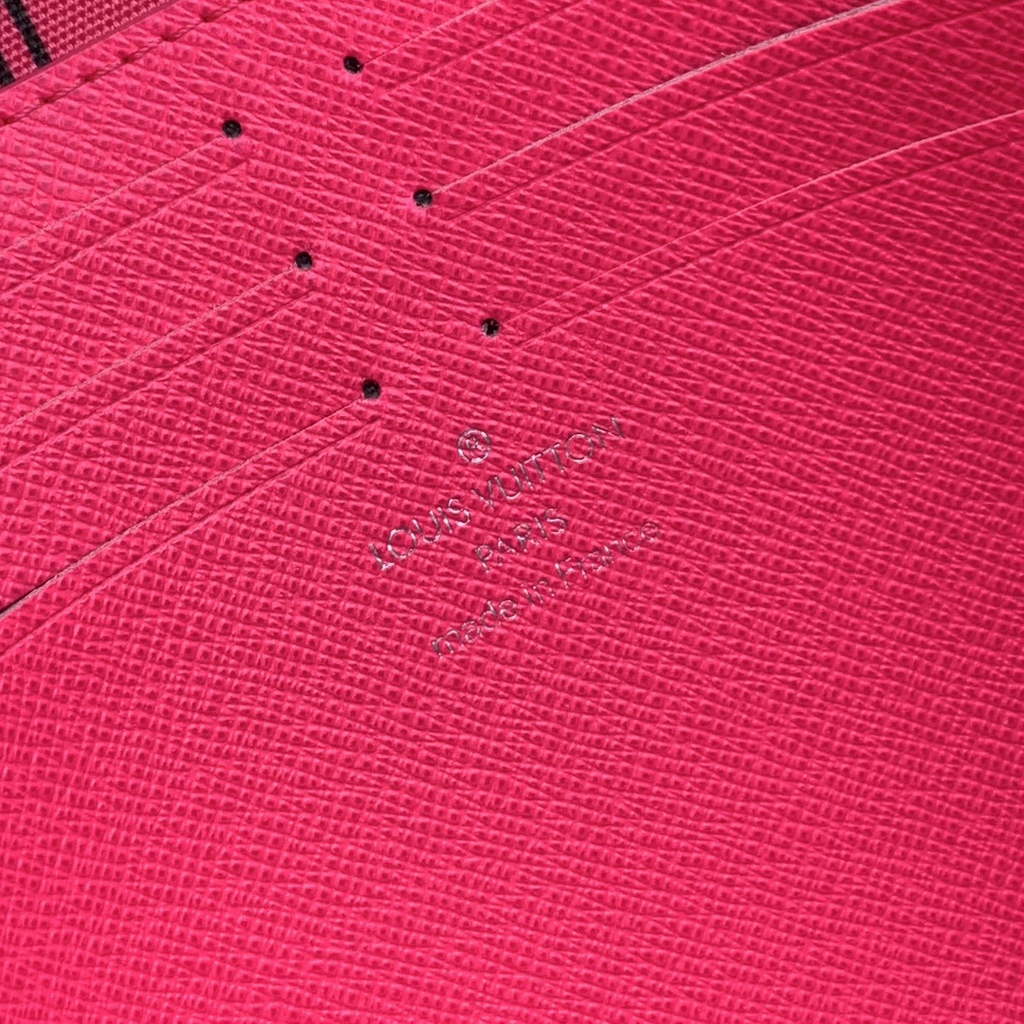 Louis Vuitton Pochette Voyage MM Bag M12818