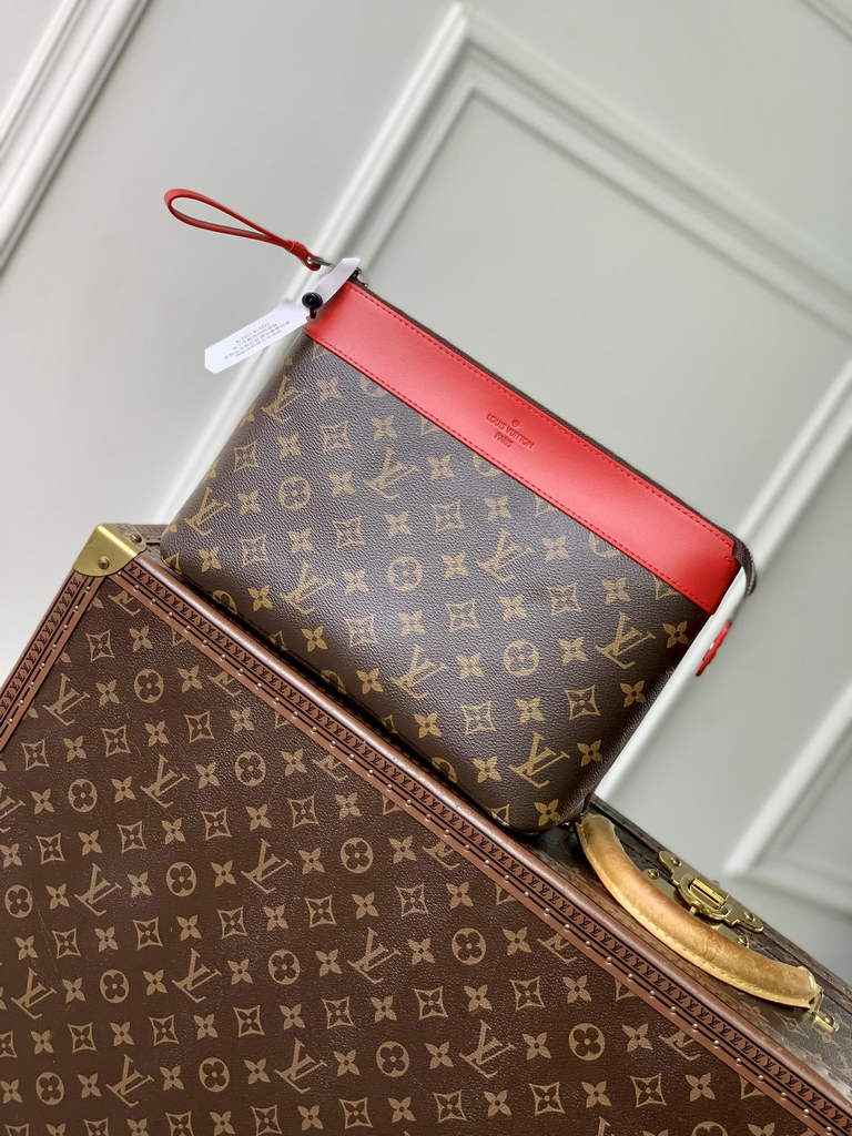 Louis Vuitton Pochette Voyage Souple Bag M13199 Red