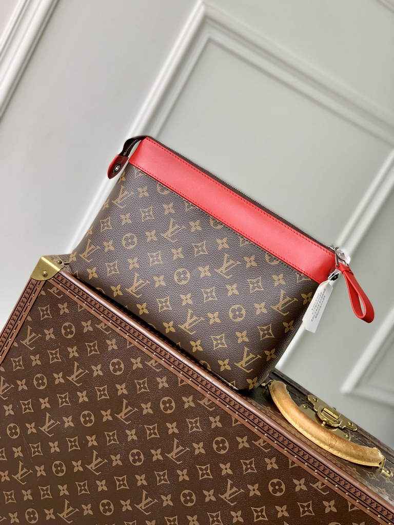 Louis Vuitton Pochette Voyage Souple Bag M13199 Red