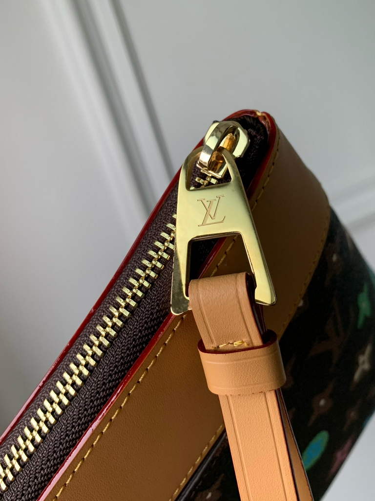 Louis Vuitton Pochette Voyage Souple Bag M83568