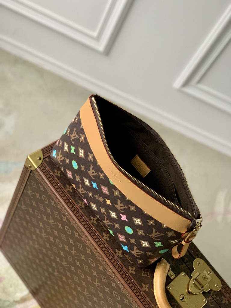 Louis Vuitton Pochette Voyage Souple Bag M83568
