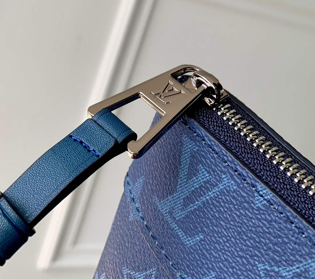 Louis Vuitton Pochette Voyage Souple M11545 Blue