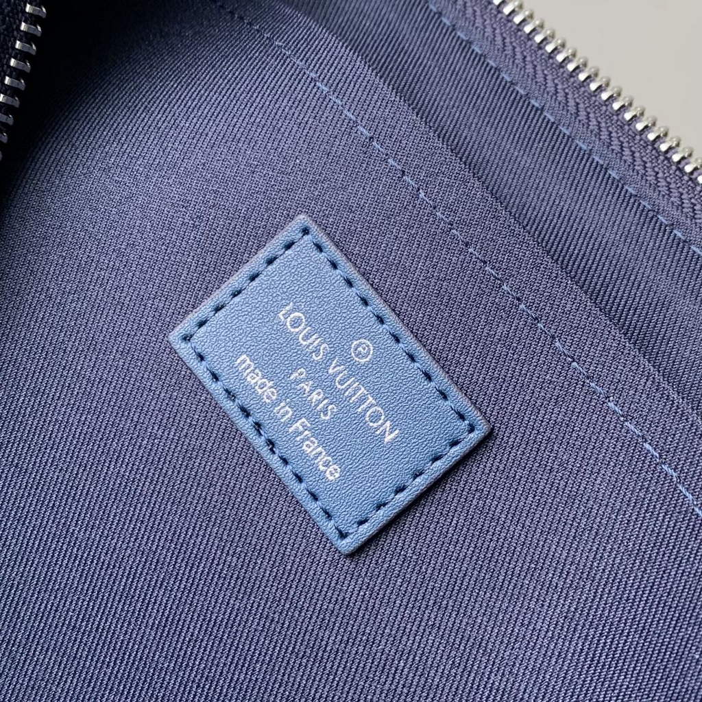 Louis Vuitton Pochette Voyage Souple M11545 Blue
