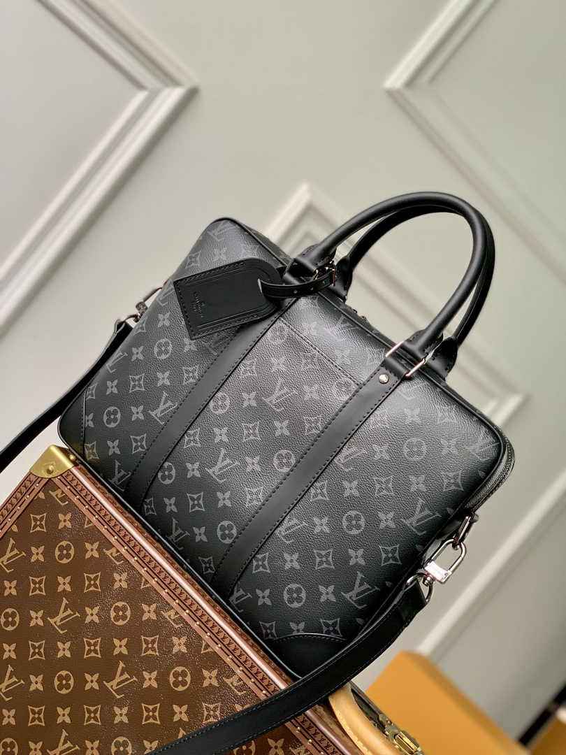 Louis Vuitton Porte-Documents Voyage PM M46457 Monogram Canvas