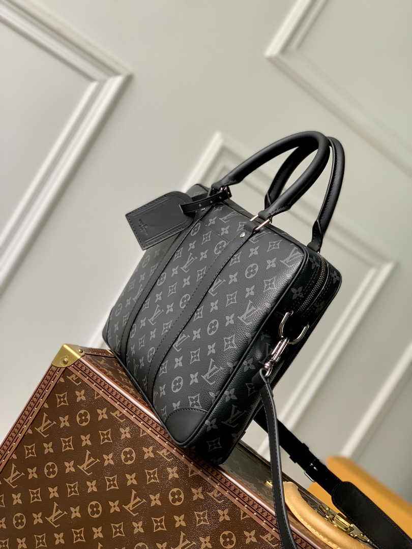 Louis Vuitton Porte-Documents Voyage PM M46457 Monogram Canvas