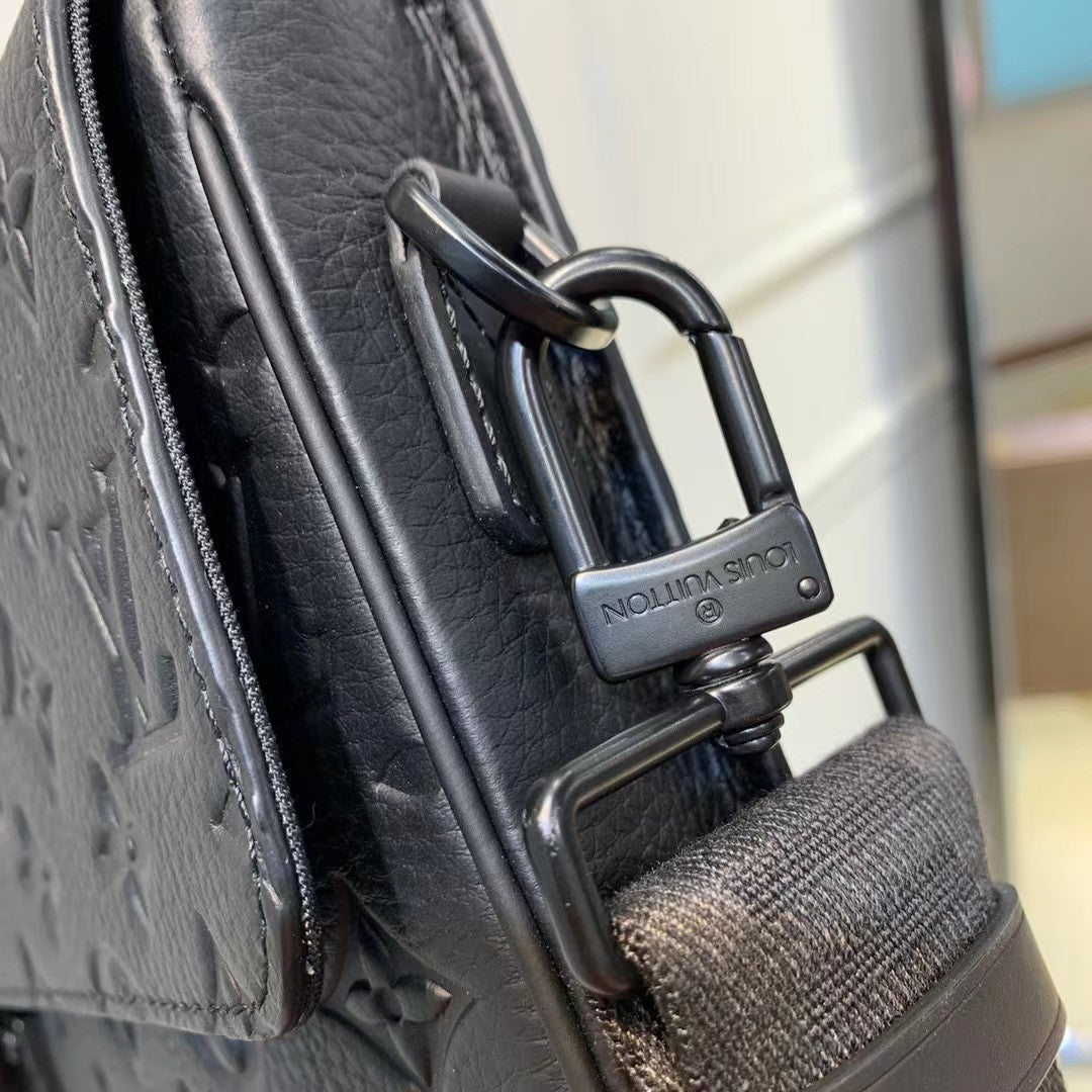 Louis Vuitton S Lock Briefcase M20835 Monogram Taurillon Leather