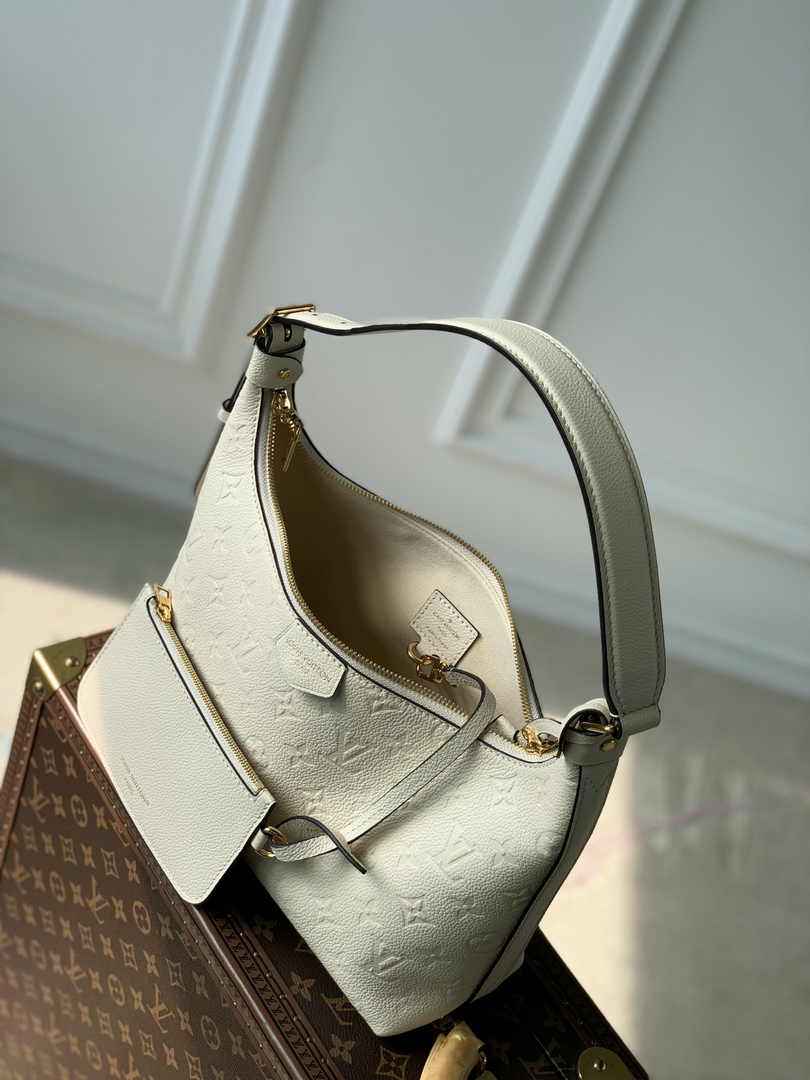 Louis Vuitton Sac Sport Bag M46609 Beige Leather