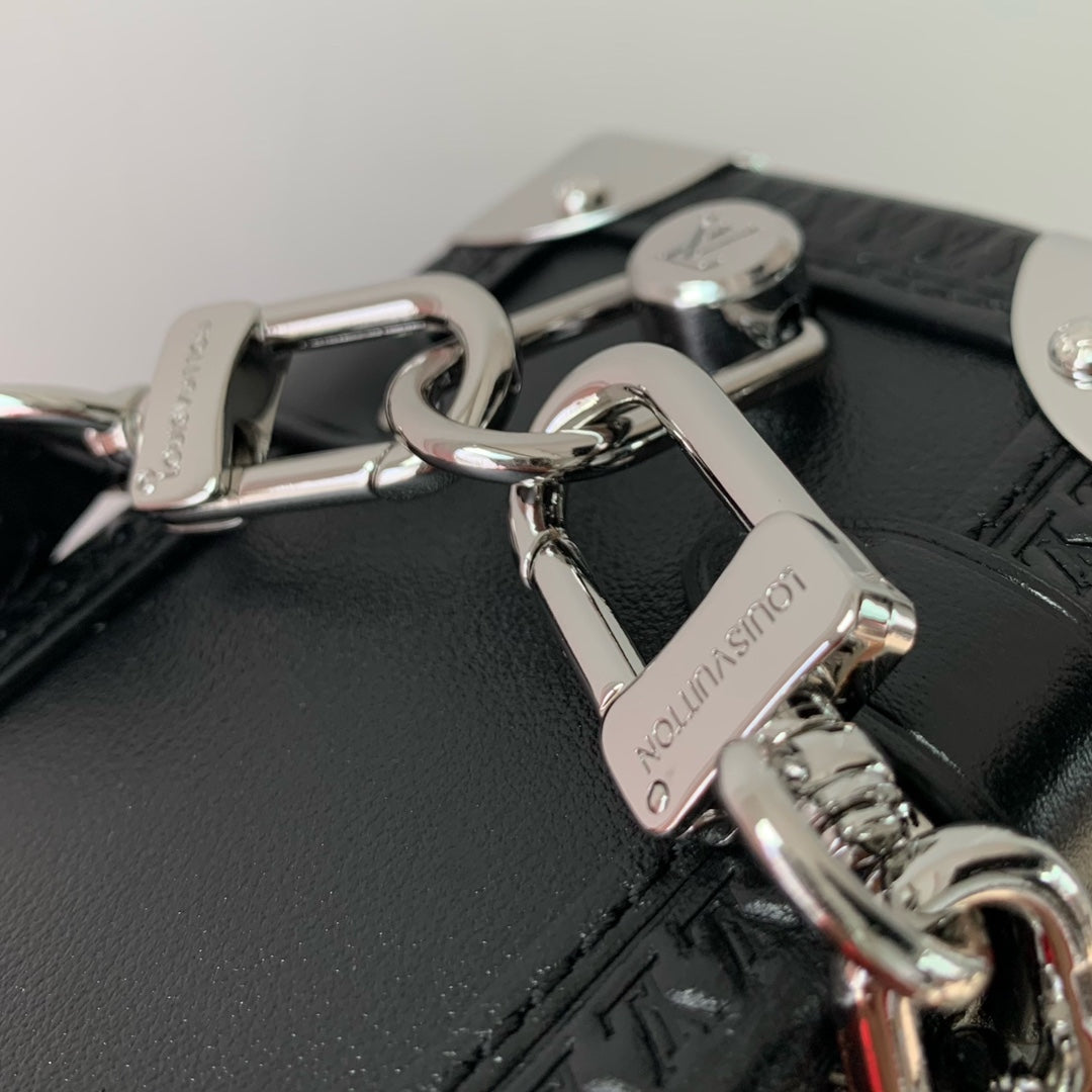 Louis Vuitton Side Bolsa Side Trunk MM M11350 Black - Default Title - View 6