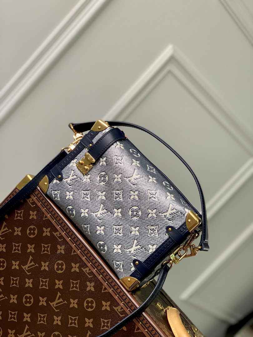 Louis Vuitton Side Trunk MM M22944 - Default Title - View 1