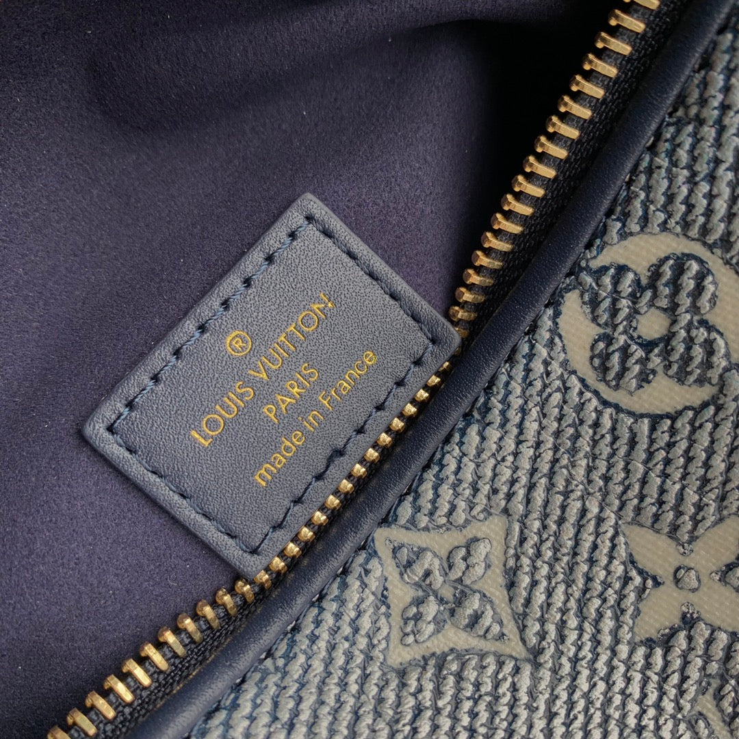 Louis Vuitton Side Trunk MM M22944 - Default Title - View 8