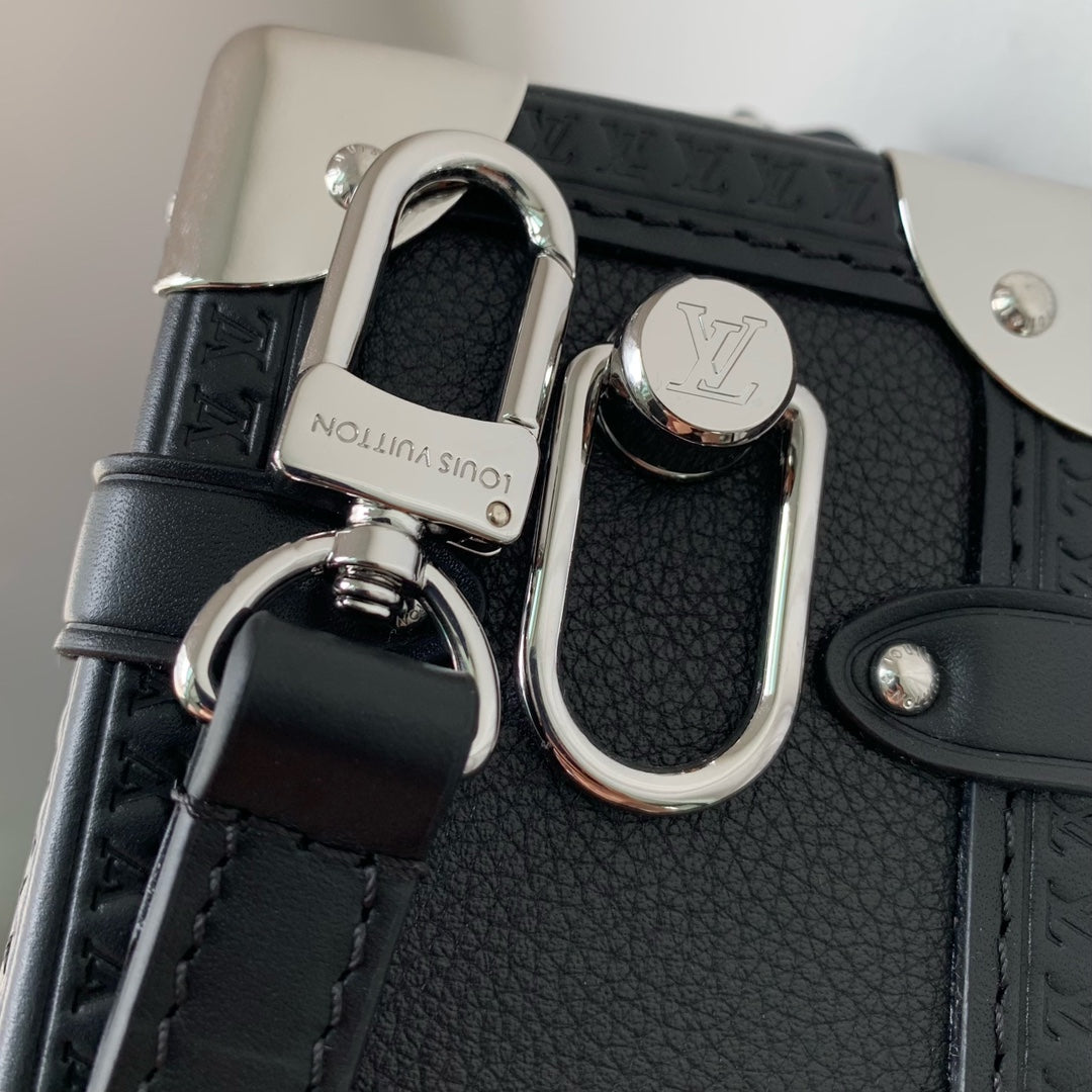Louis Vuitton Side Trunk MM M25160 Black leather - Default Title - View 7