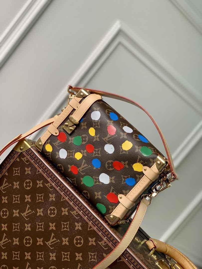 Louis Vuitton Side Trunk MM M46396 - Default Title - View 1