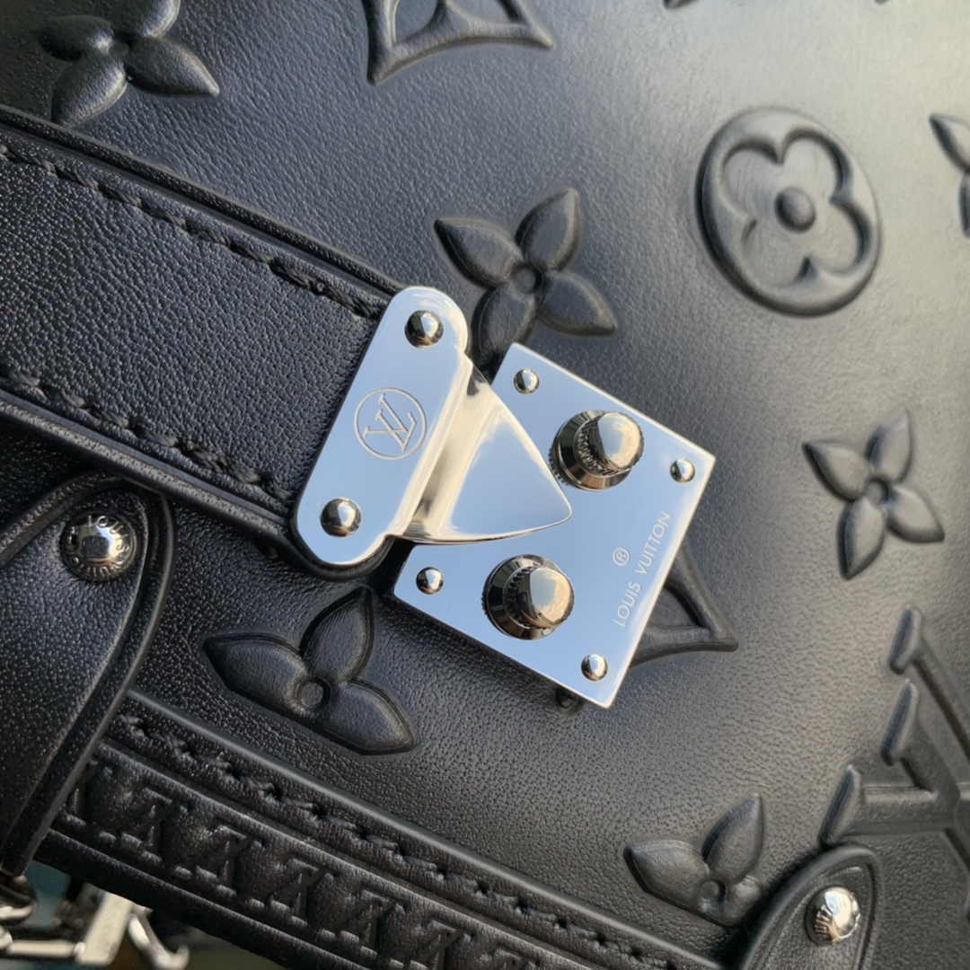 Louis Vuitton Side Trunk MM M21709 Black - Default Title - View 5