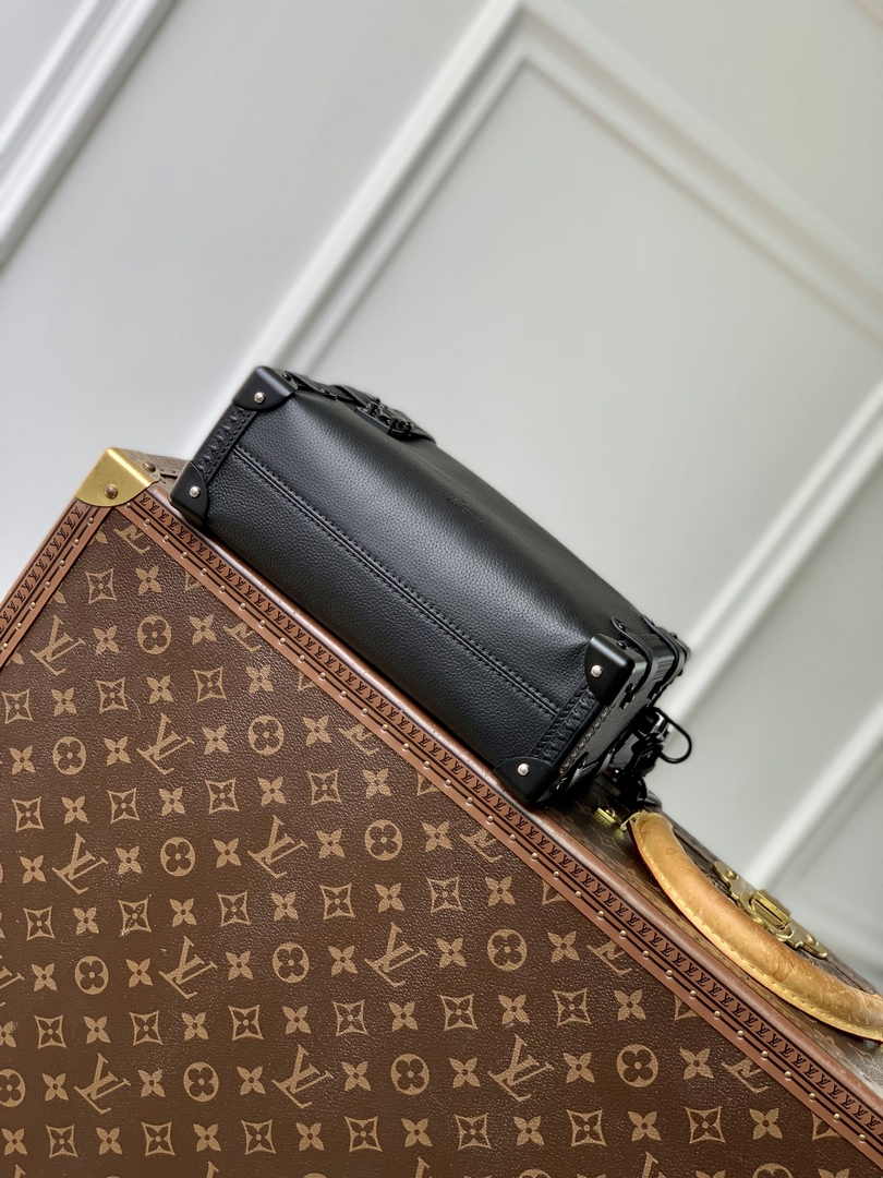 Louis Vuitton Side Trunk MM M24309 Black leather - Default Title - View 6