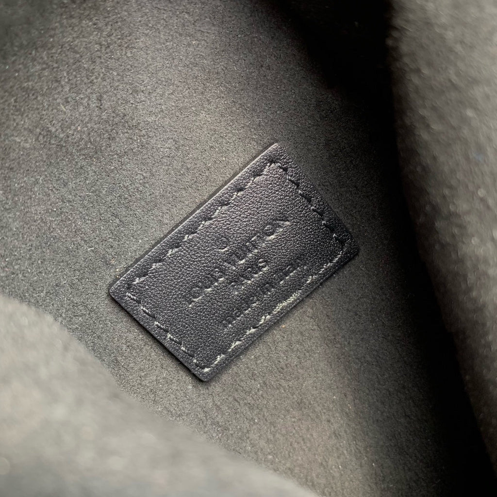 Louis Vuitton Side Trunk MM M24309 Black leather - Default Title - View 8