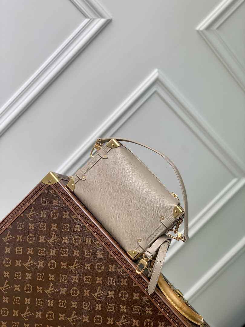 Louis Vuitton Side Trunk MM M25072 Taupe leather - Default Title - View 3