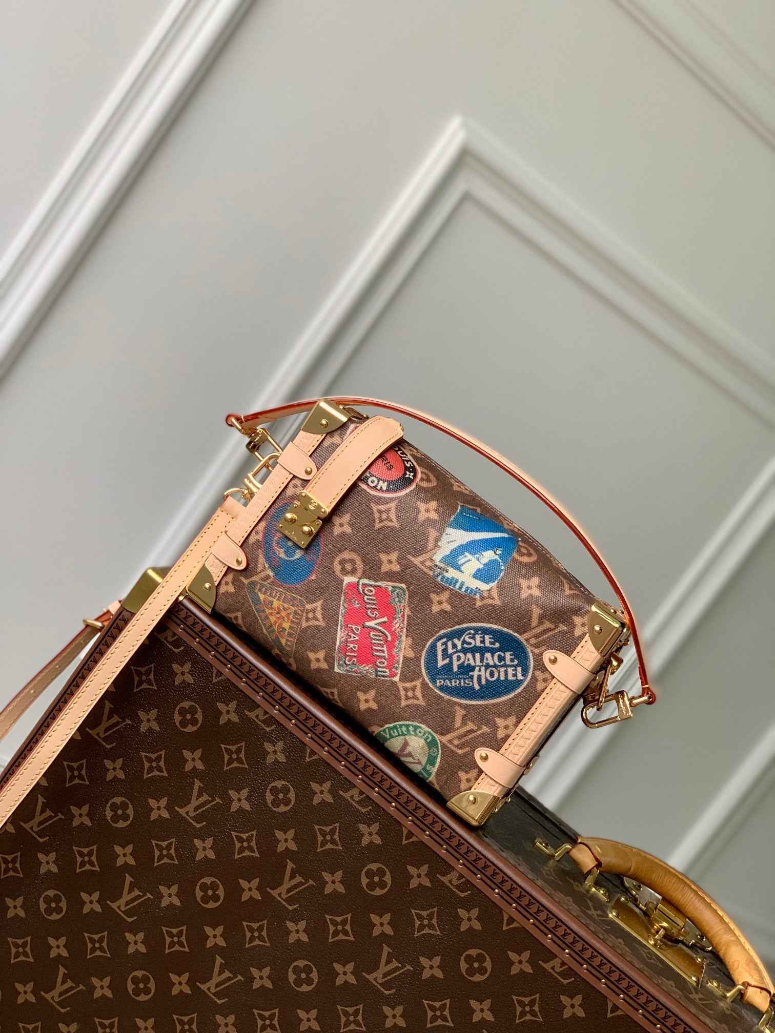 Louis Vuitton Side Trunk MM M47085 - Default Title - View 1