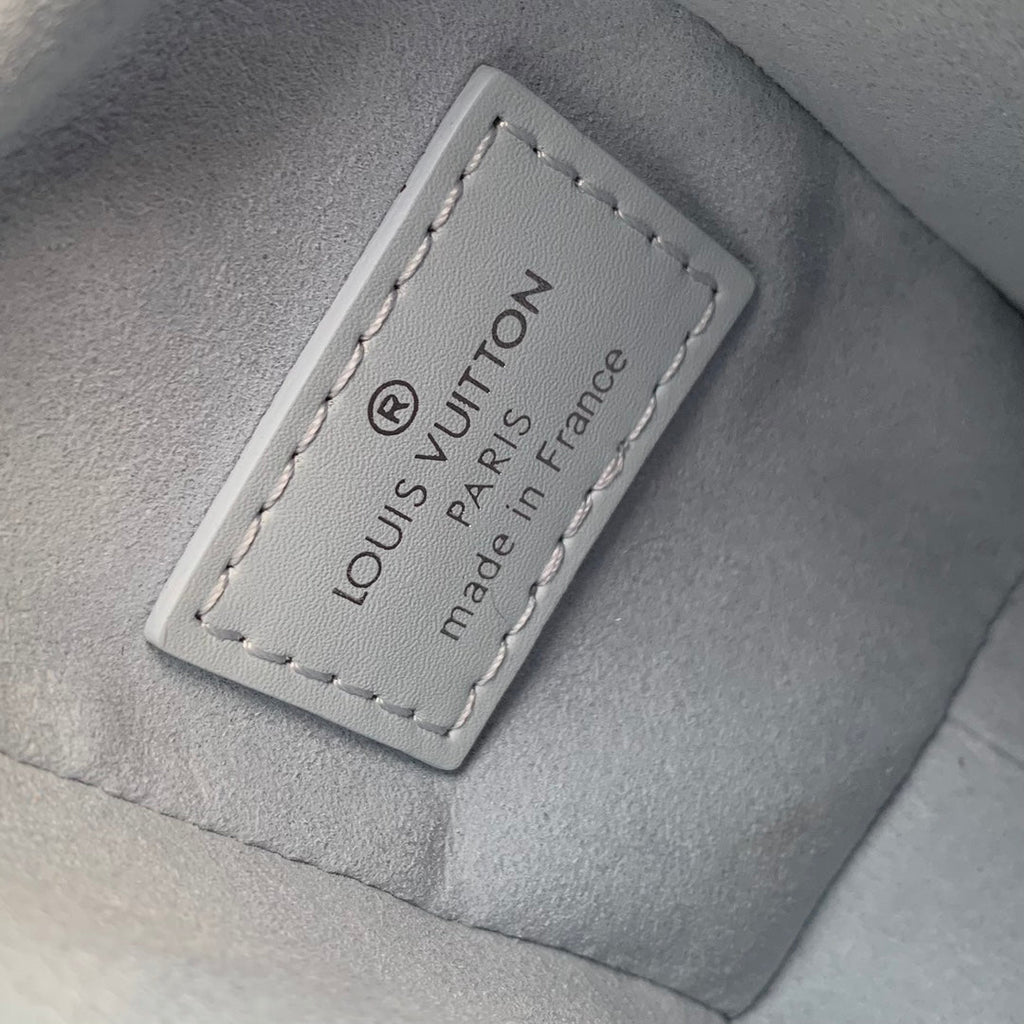 Louis Vuitton Side Trunk PM M25067 Blue leather - Default Title - View 8