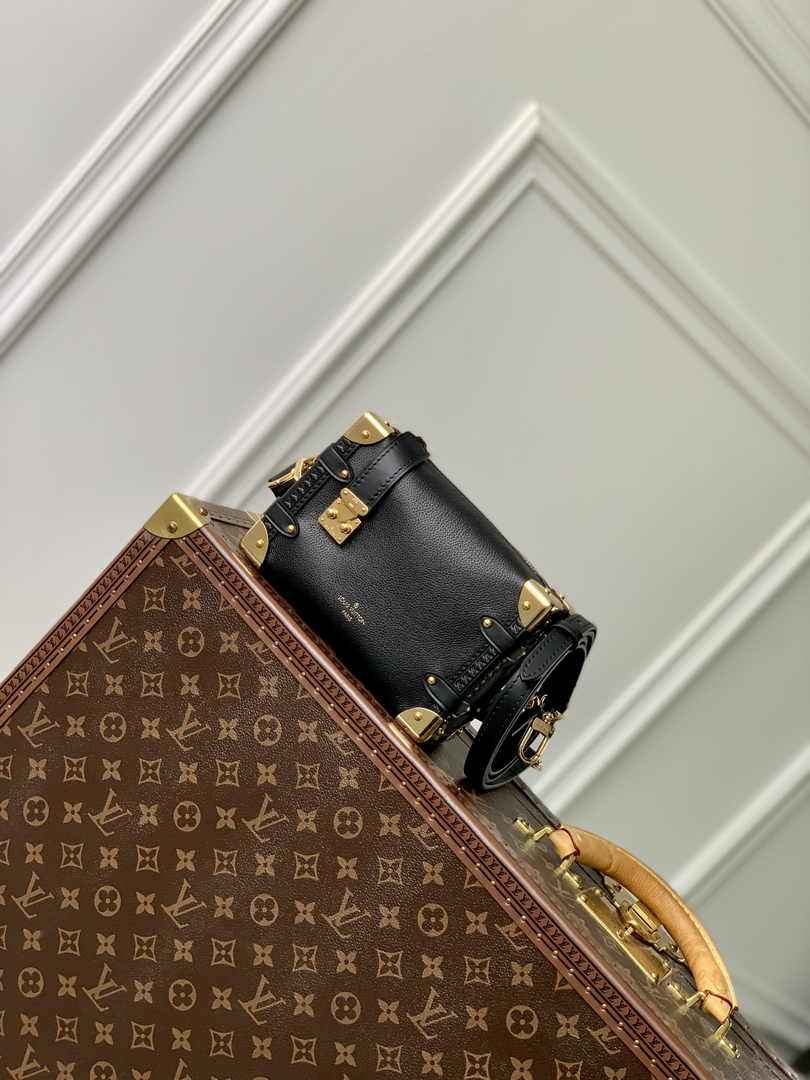 Louis Vuitton Side Trunk PM M23817 Black leather - Default Title - View 3