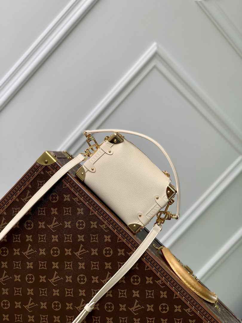 Louis Vuitton Side Trunk PM M23915 Beige leather - Default Title - View 3