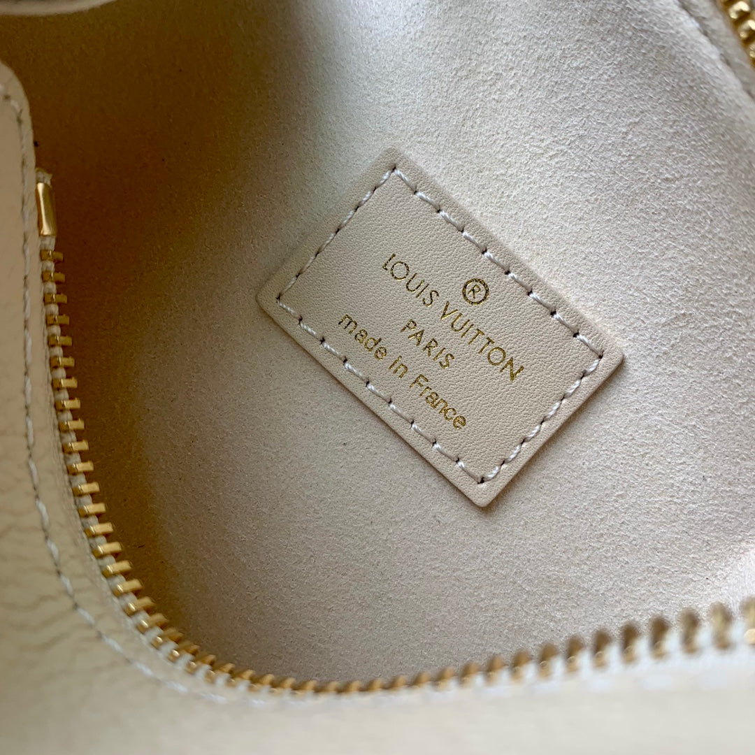 Louis Vuitton Side Trunk PM M23915 Beige leather - Default Title - View 8