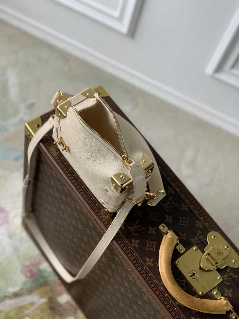 Louis Vuitton Side Trunk PM M23915 Beige leather - Default Title - View 9