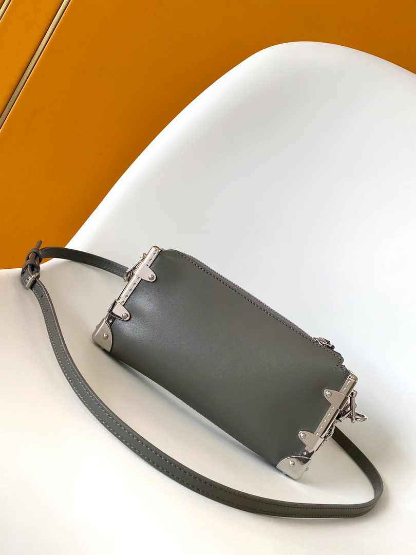 Louis Vuitton Slim Trunk M12596 Gray Calf leather - Default Title - View 4