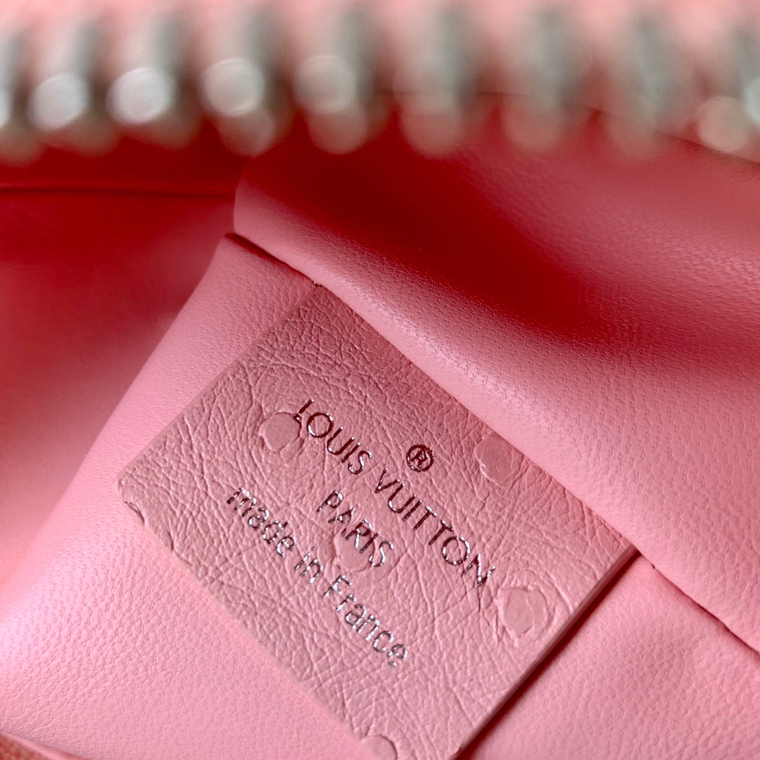 Louis Vuitton Slim Trunk M25445 Pink Ostrich leather - Default Title - View 8