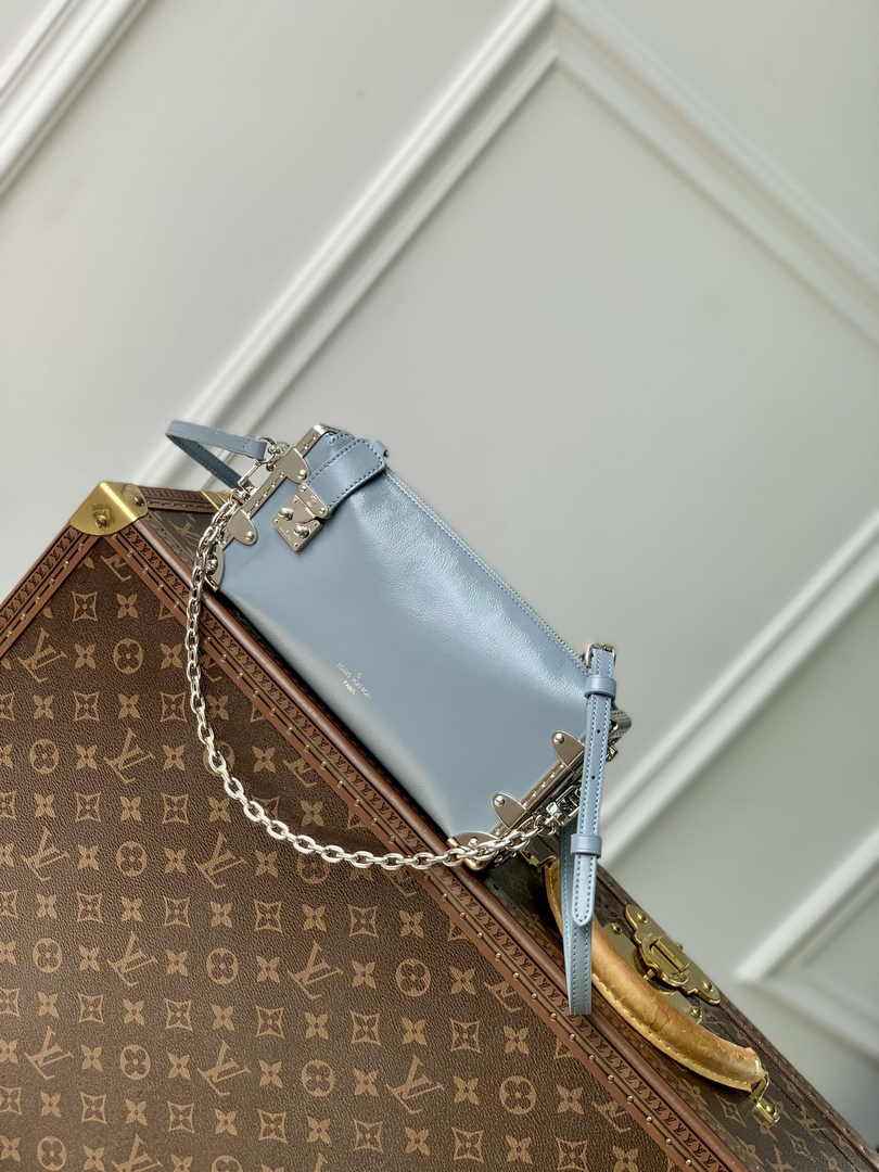 Louis Vuitton Slim Trunk M25445 Blue Calf leather - Default Title - View 1