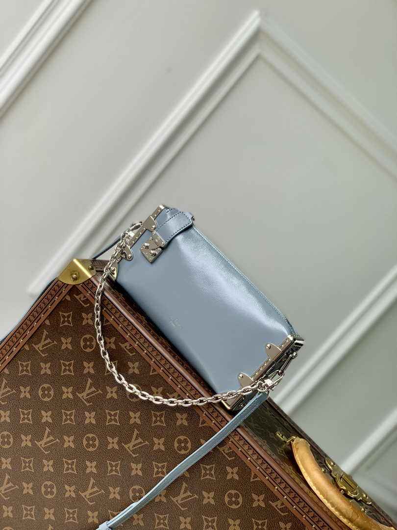 Louis Vuitton Slim Trunk M25445 Blue Calf leather - Default Title - View 2
